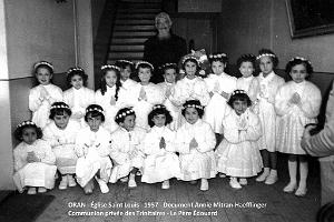 COMMUNIONS ORAN 1953 EGLISE ST LOUIS (2)